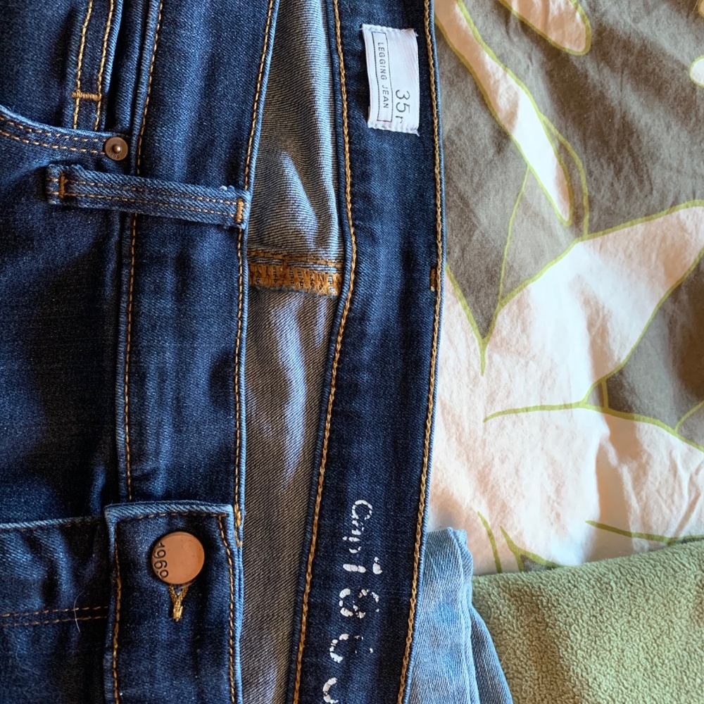 Jeans - Picture 3 of 3